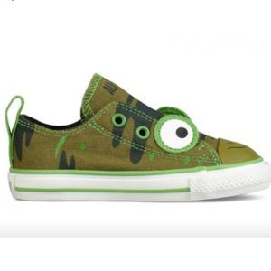 Converse Limited Edition Frog Low Tops